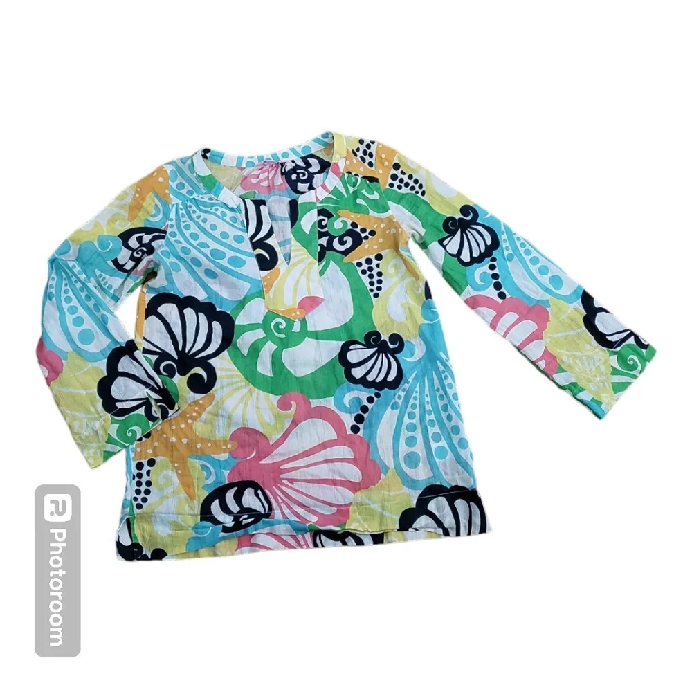 💕Lilly pulitzer shell print tunic top